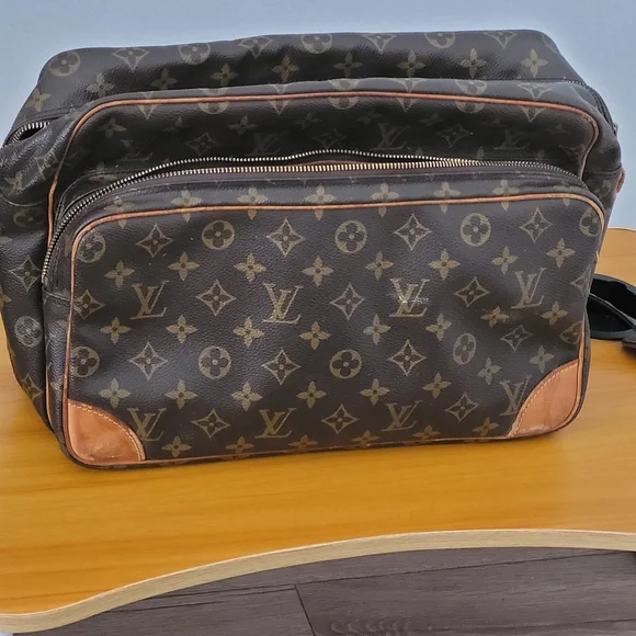 Louis Vuitton Monogram Brown Messenger Bag - Picture 5 of 16
